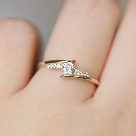 💎14K Gold Plated Round Cut Moissanite Delicate Ring, GPMB1553-7 - Picture 3 of 5